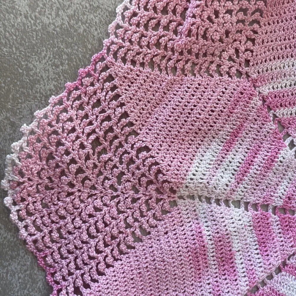 VINTAGE HANDCROCHETED TABLETOPPER/DOILEY Pink And White 12”
